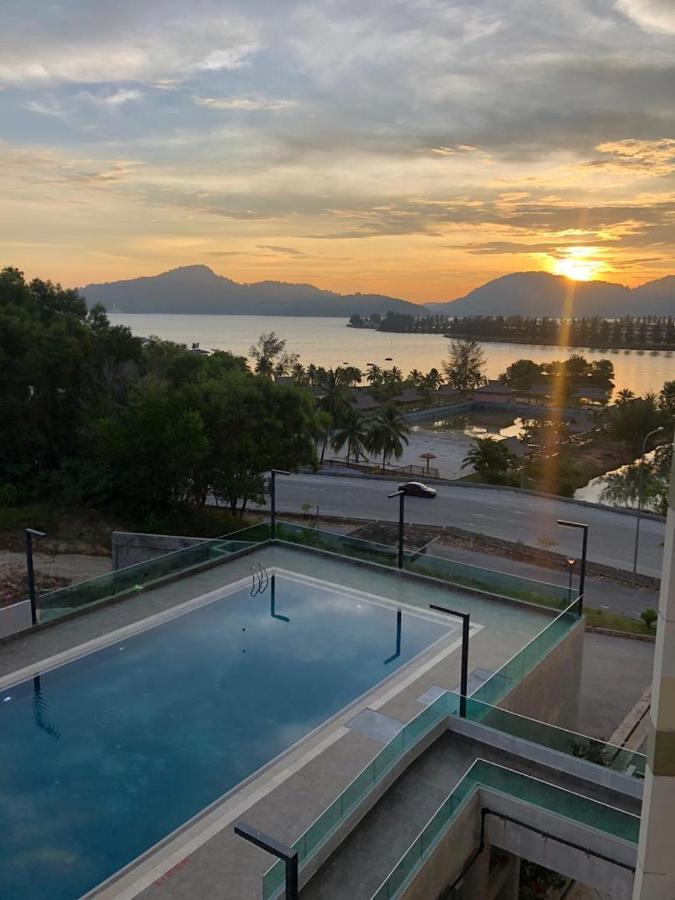 Marina Heights Seaview Resort 2 Lumut Exterior photo